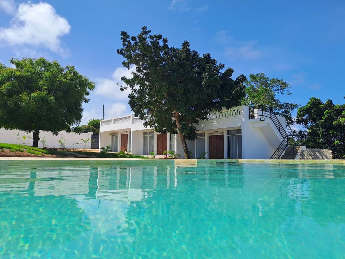 דיאני ביץ' Cave Diani Holiday Apartments מראה חיצוני תמונה