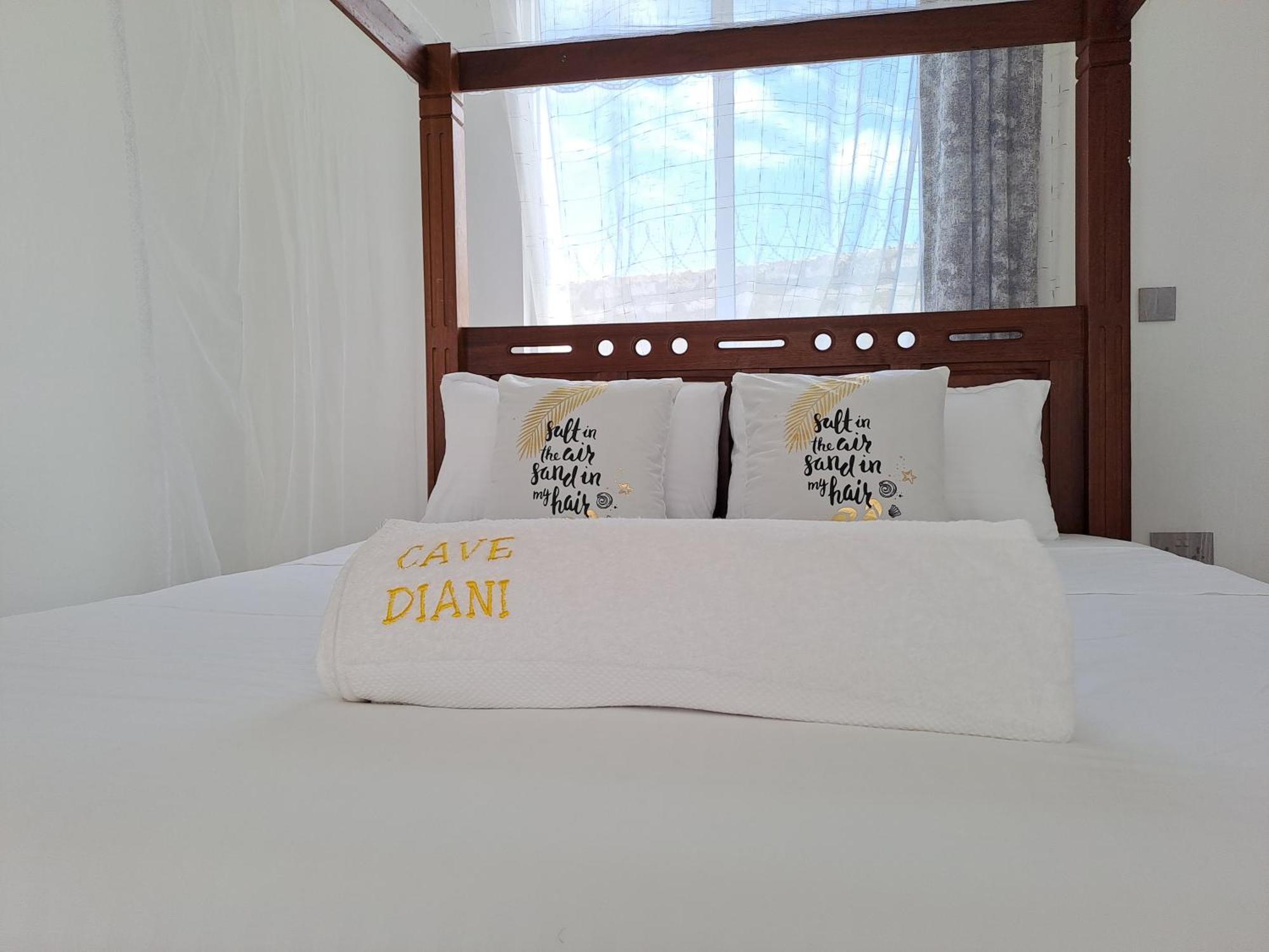 דיאני ביץ' Cave Diani Holiday Apartments מראה חיצוני תמונה