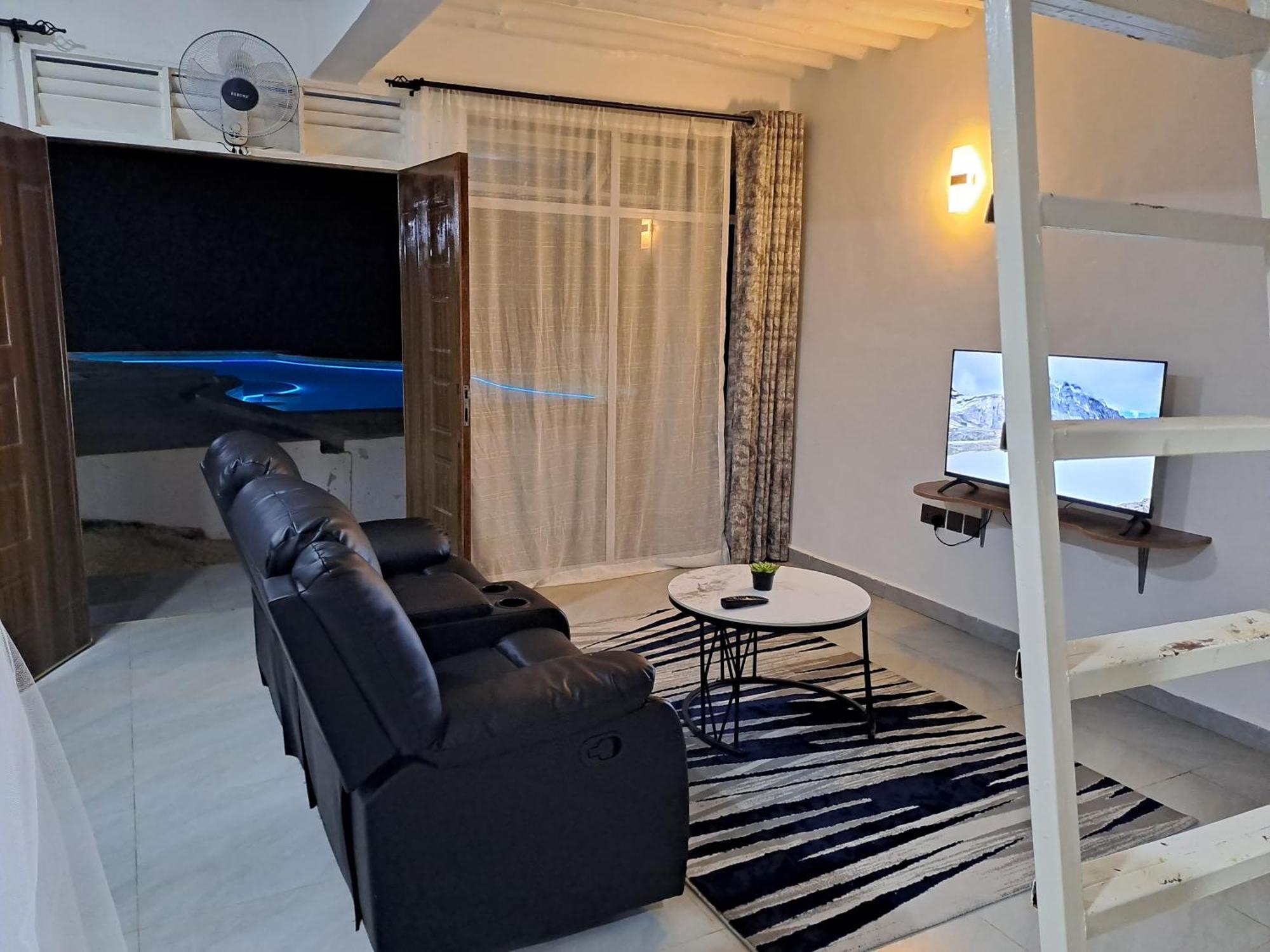 דיאני ביץ' Cave Diani Holiday Apartments מראה חיצוני תמונה